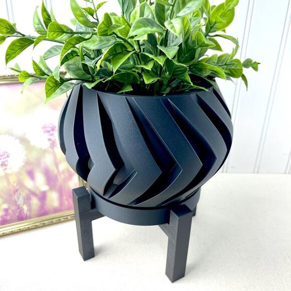 Geometric Indoor Planter Pot, Manse Planter Pot, Swirl Chevron Design - Picture 2 of 10